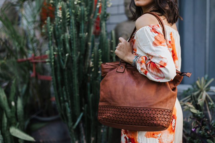 Kompanero Grainne Shoulder Bag