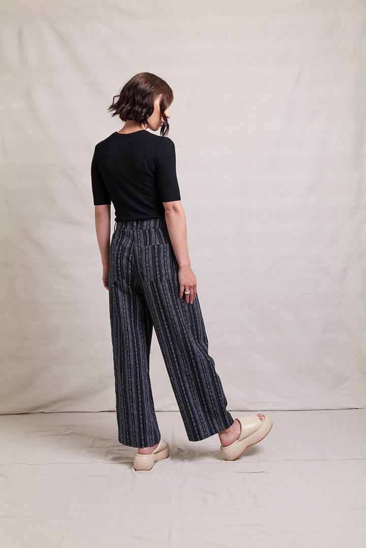 Neris Noah Tee
