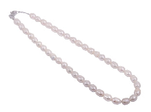 Kiwicraft White Oval Freshwater Pearl Necklace