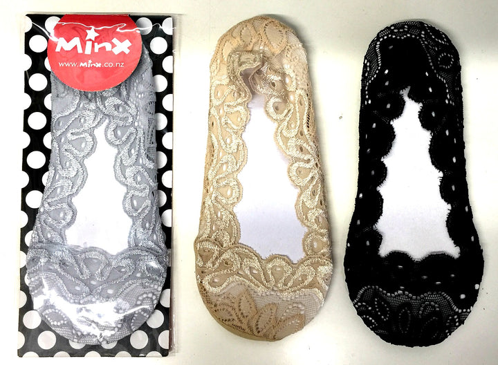 Minx Lace Sockette
