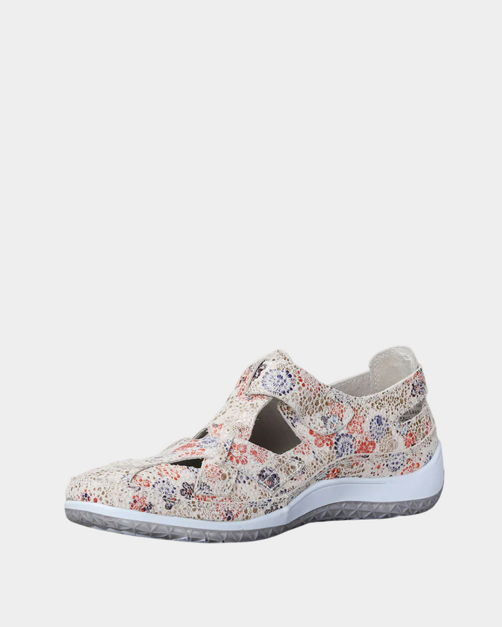 CC Resorts Jackie Sneaker