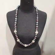 Kiwicraft Peal Necklace with diamente balls