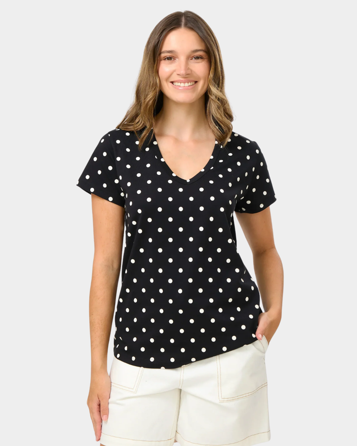 Stella + Gemma Classic V Neck tee