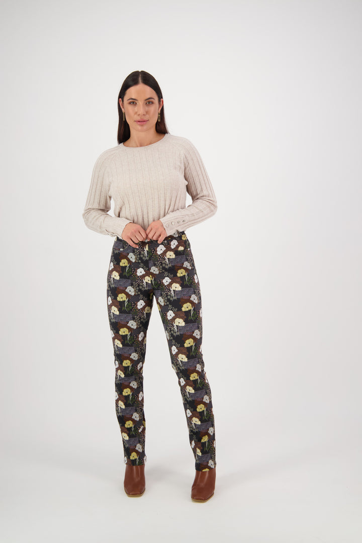 Vassalli Pull-On Slim Leg Pant