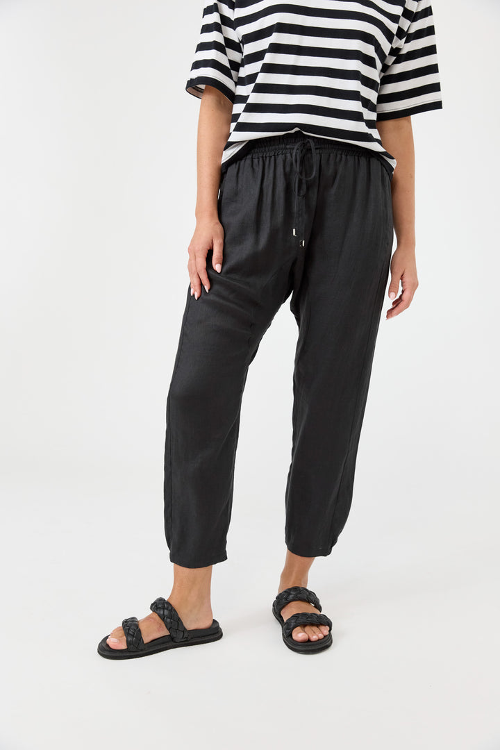 eb &amp; ive Studio Relaxed Pant