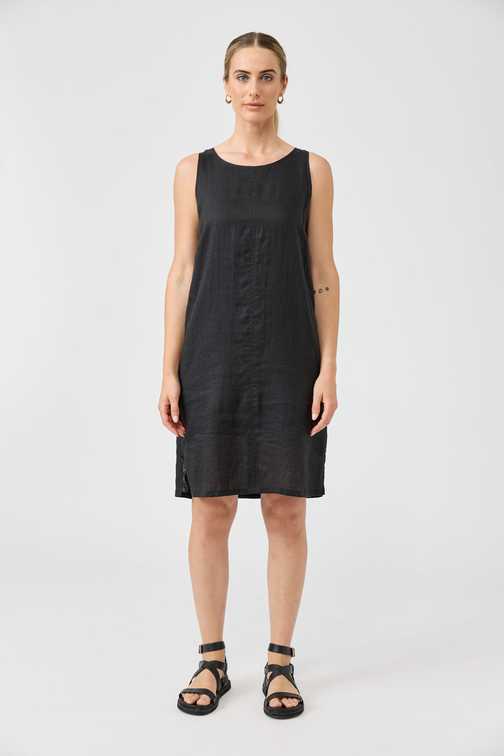 eb &amp; ive Studio Midi Dress