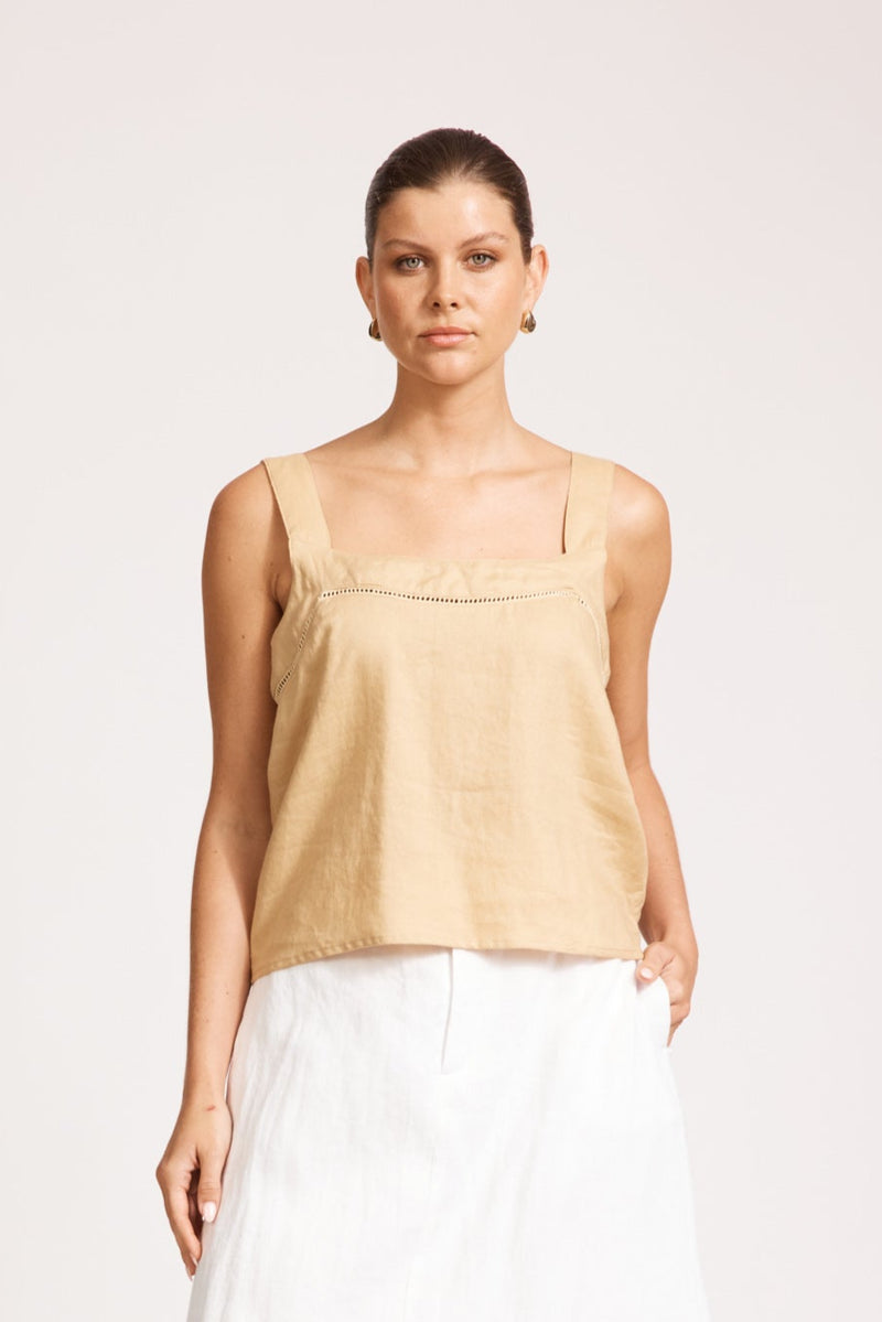 Eb & Ive Miramar Tank