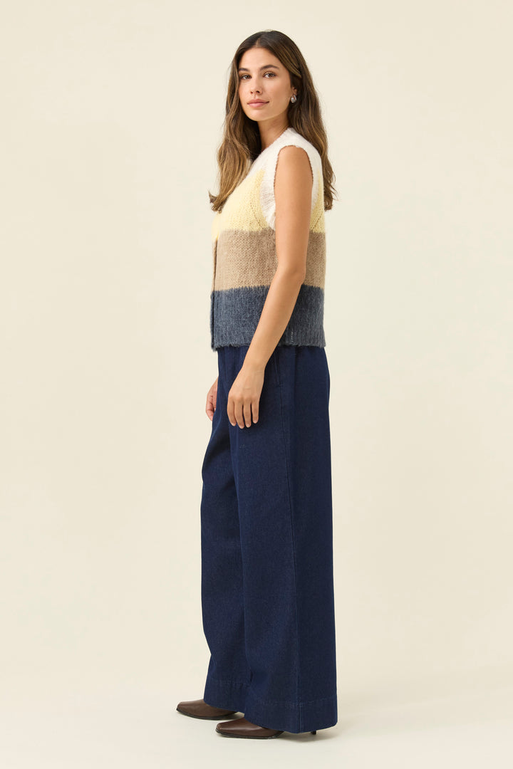 Isle of Mine Pallas Stripe Knit Vest