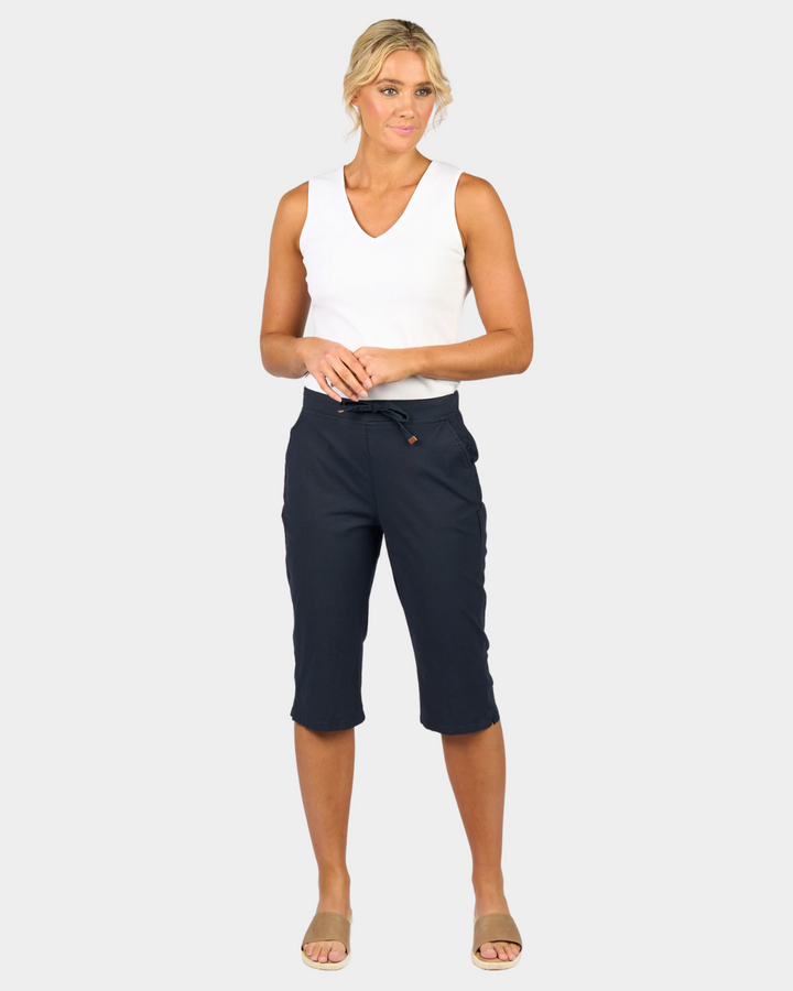 Vassalli Below Knee Skinny Leg Elastic Waist Pant
