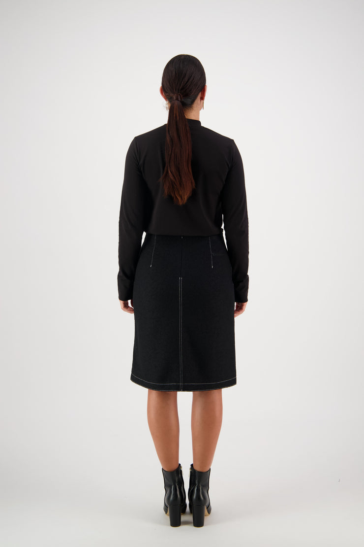 Vassalli Knee Length Skirt with Front Pocket Detail