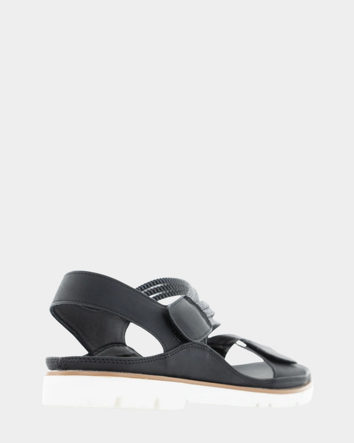 VS Treads Yurra Sandal