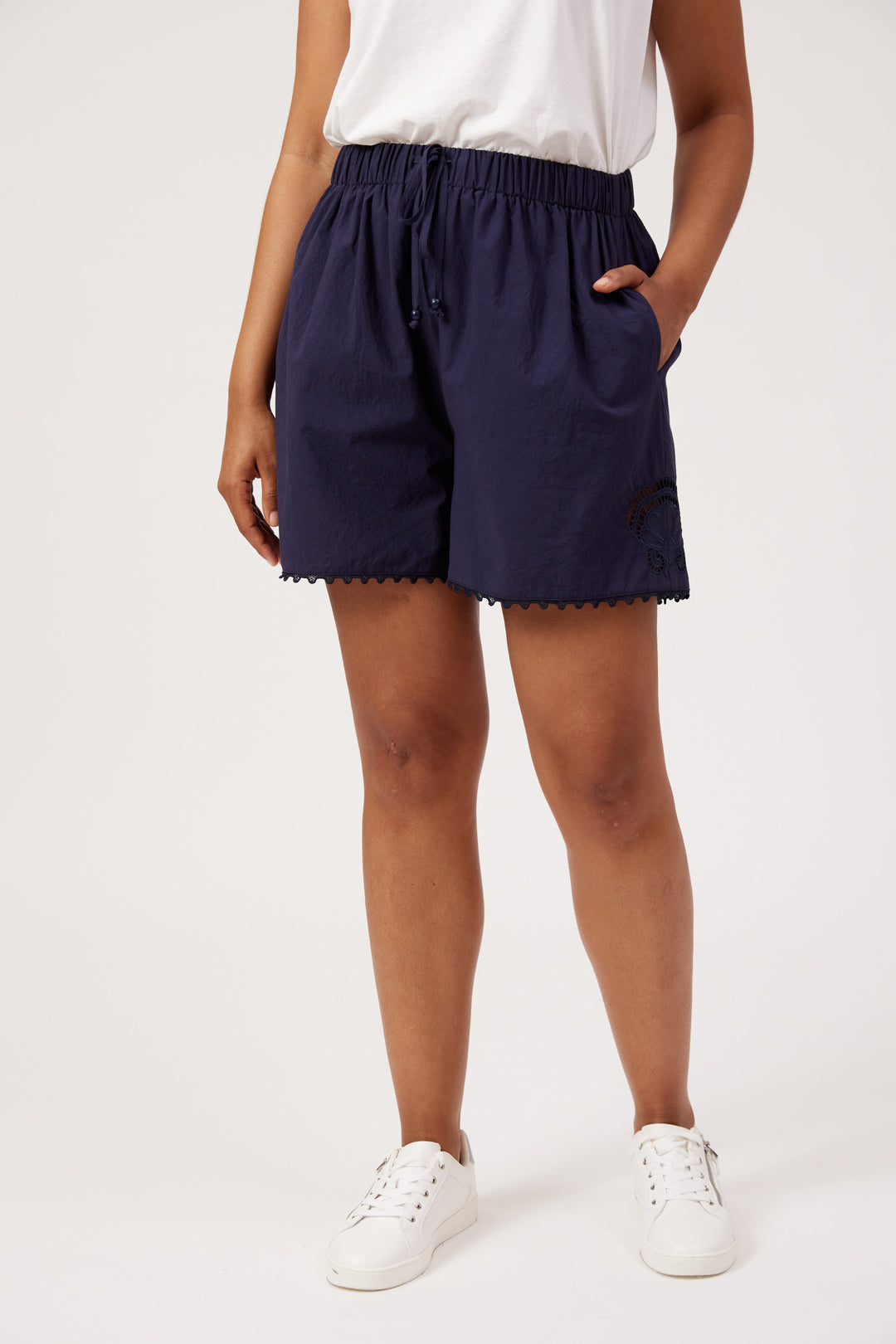 Haven Larissa Broderie Short