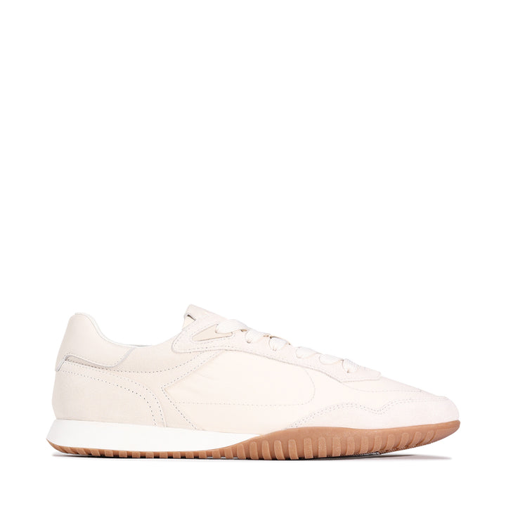 EOS Glide Sneaker