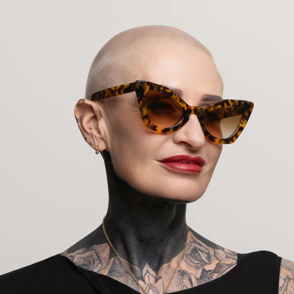 Happy to sit on your face the womb