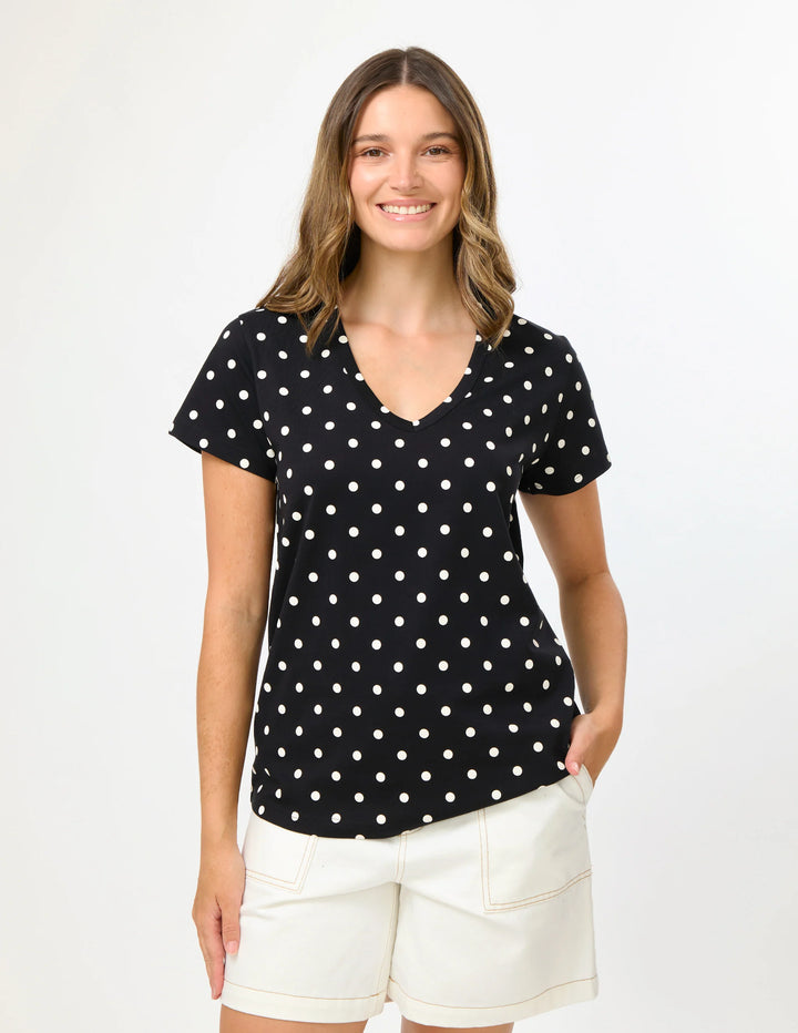 Stella + Gemma Classic V Neck tee