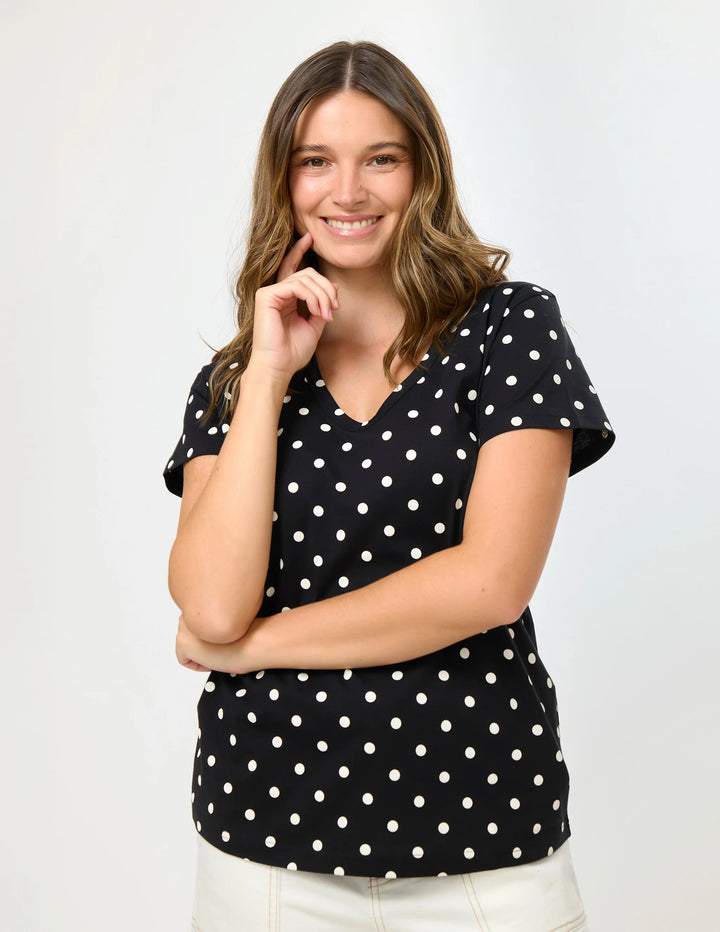 Stella + Gemma Classic V Neck tee
