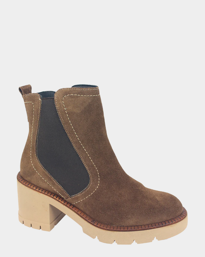 Lucia Viguera Vitelo Boot