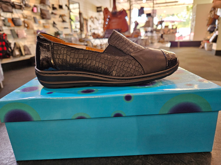 Lee James Footwear Compleat Lee James