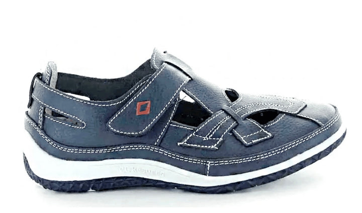 CC Resorts Jackie Sneaker