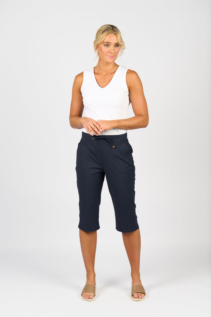 Vassalli Below Knee Skinny Leg Elastic Waist Pant